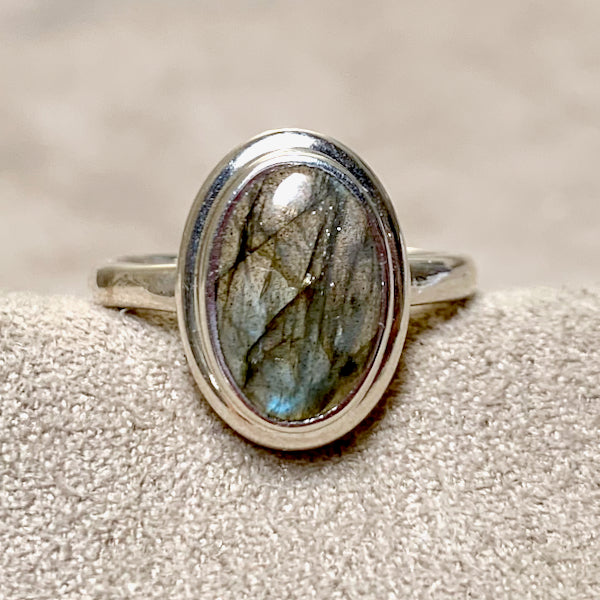 Labradorite Sterling Silver Ring, Wide Braided Pattern Band hotsell Ring with Large Labradorite Stone, Elegant Rings for Summer, Thumb Rings, Size 9