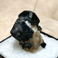 Spinel (Madagascar)