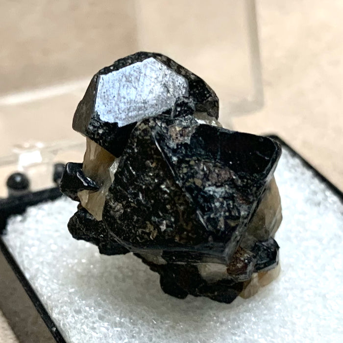 Spinel (Madagascar)