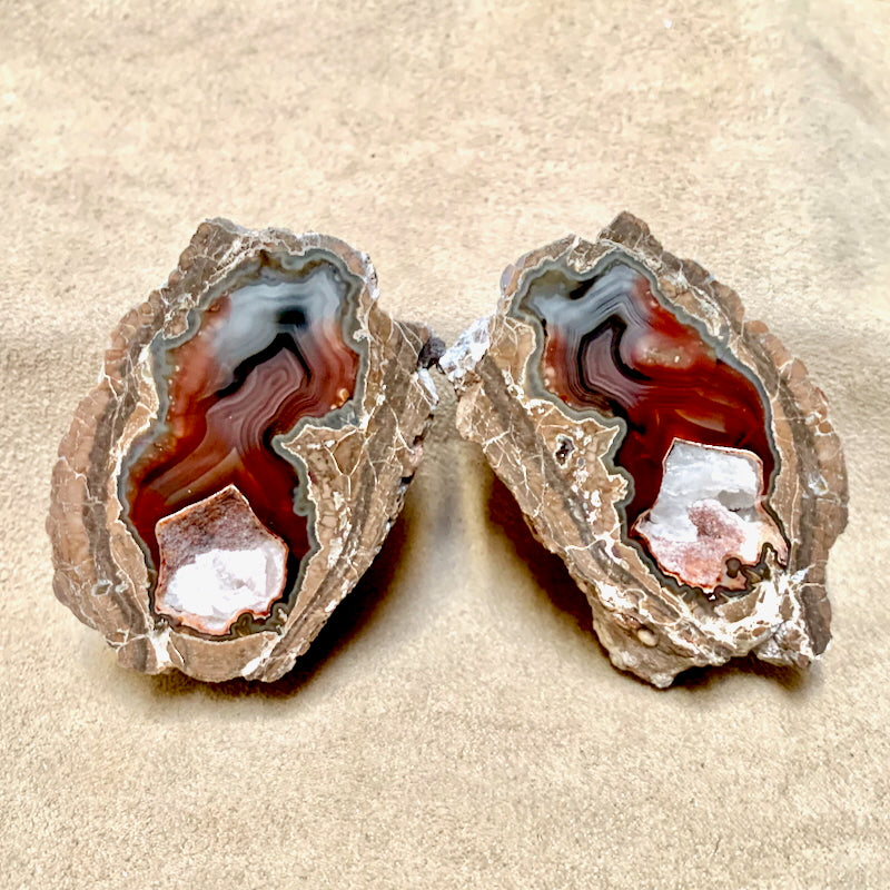 Geode Pair, Baker (Luna County, New Mexico)