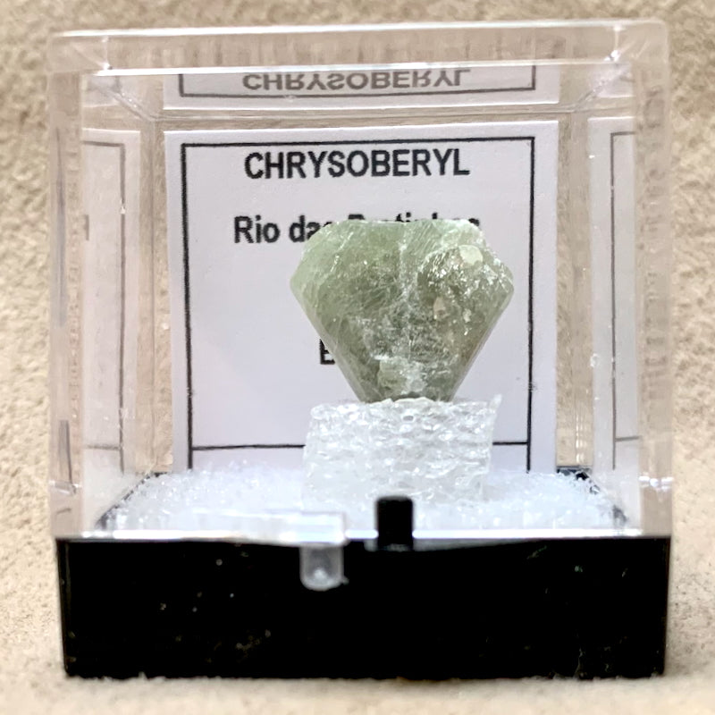 Chrysoberyl (Brazil)