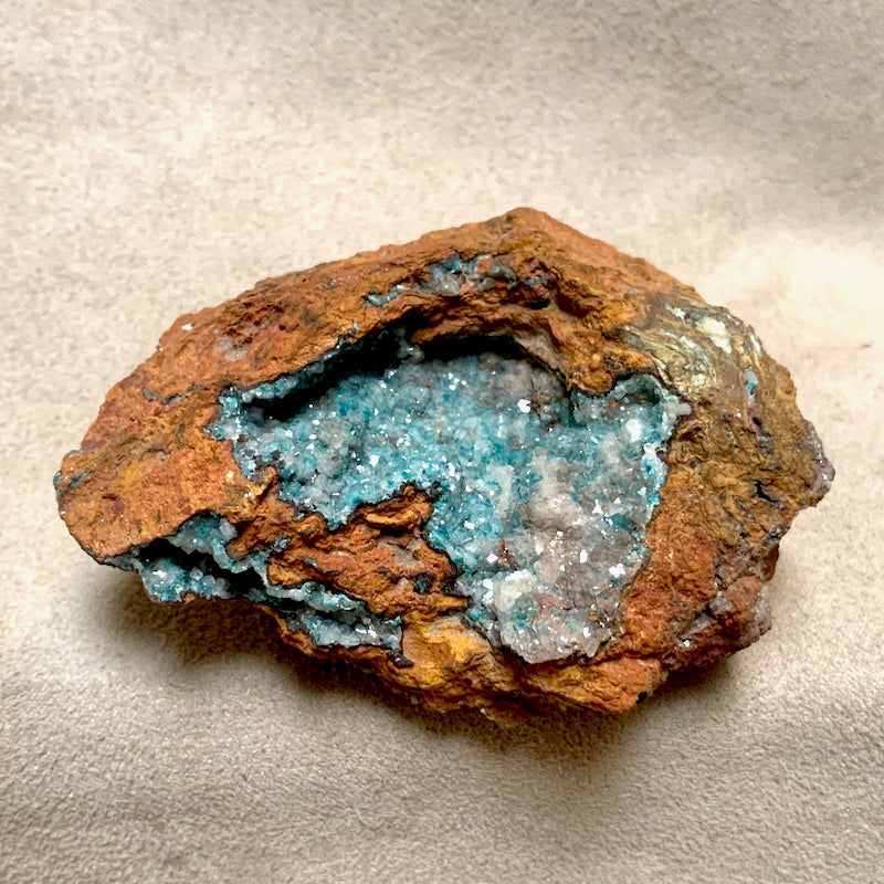 Hemimorphite over Rosaasite (Mexico)