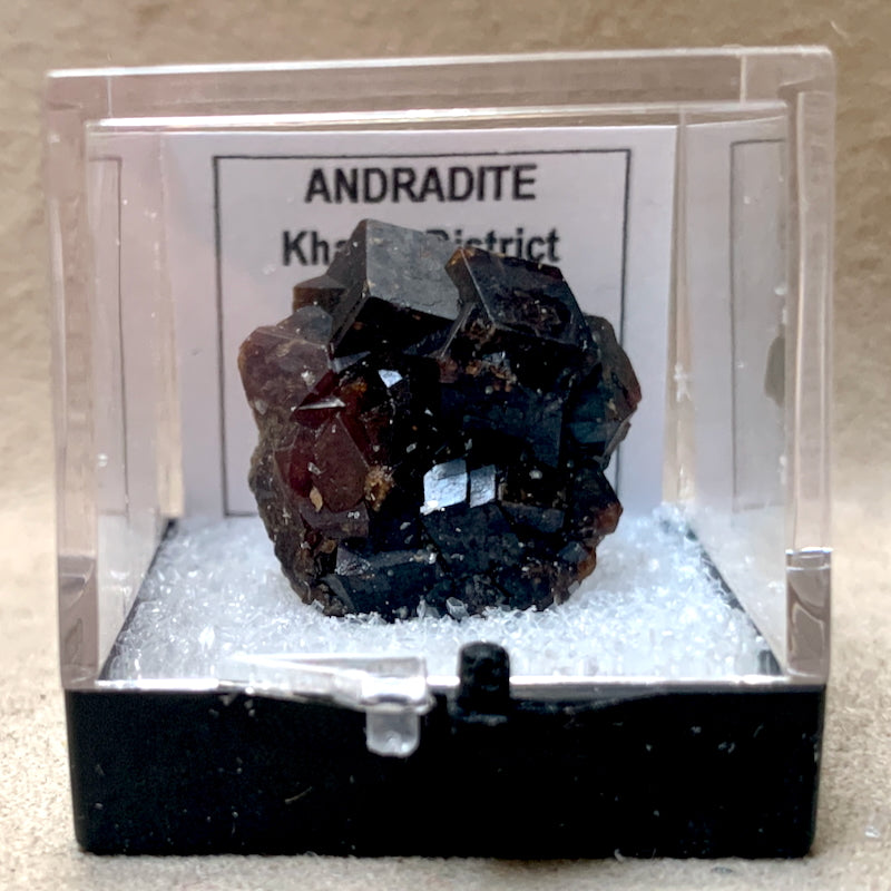 Garnet, Andradite (Pakistan)