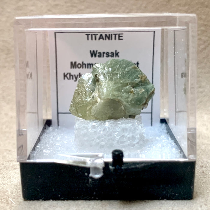 Titanite (Pakistan)