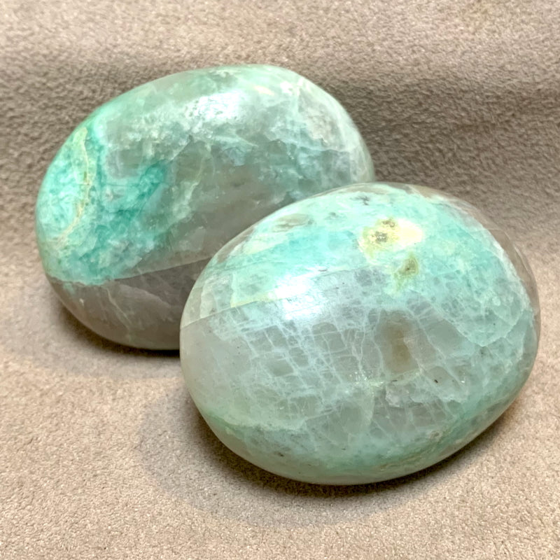 Garnierite Palmstone