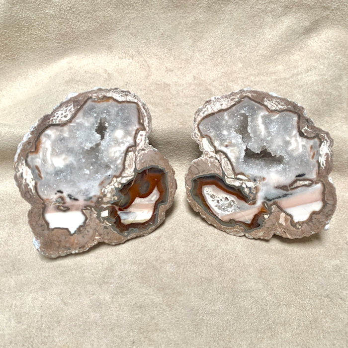 Geode Pair, Baker (Luna County, New Mexico)